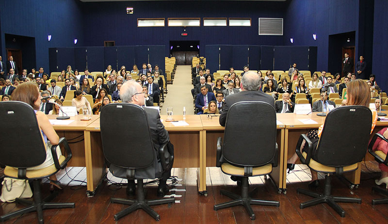 Imagem sem descrição