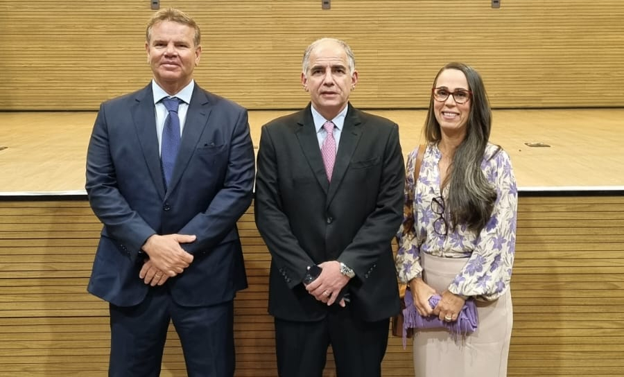 Juiz Marcelo Oliveira, o Corregedor-Geral da Justiça, Desembargador Marcus Basílio e a Juíza Daniela Bandeira de Freitas