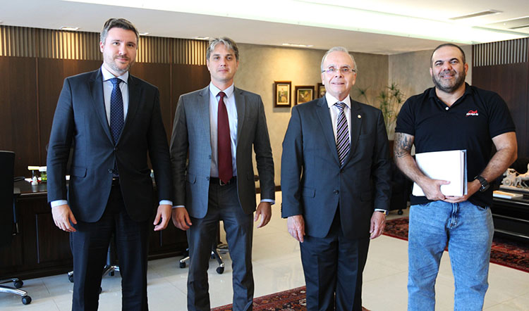 Imagem sem descrição