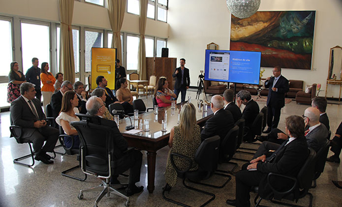 Imagem sem descrição