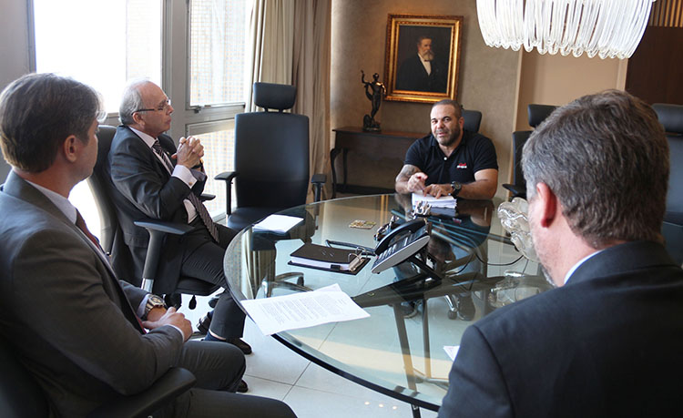 Imagem sem descrição