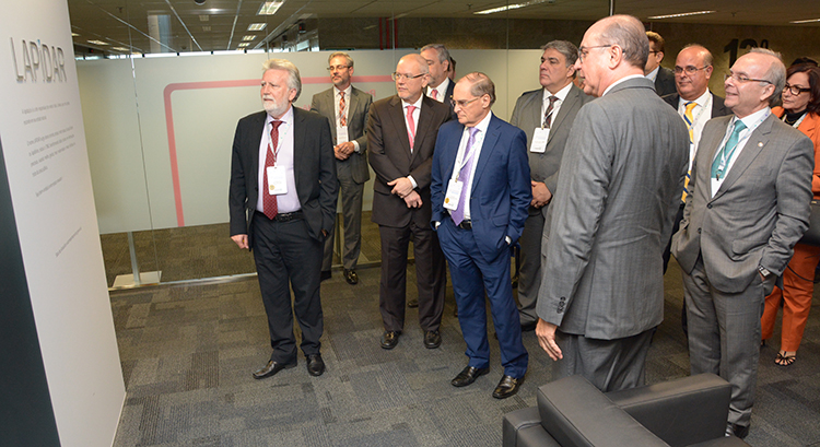 Imagem sem descrição