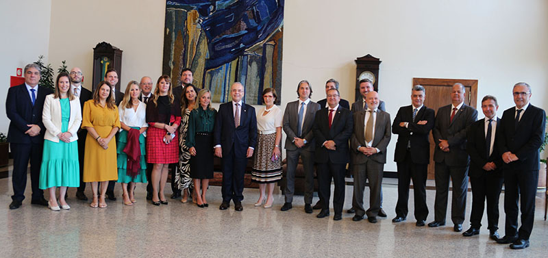 Imagem sem descrição