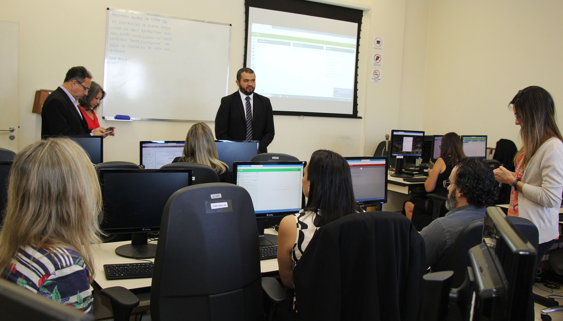 Imagem sem descrição