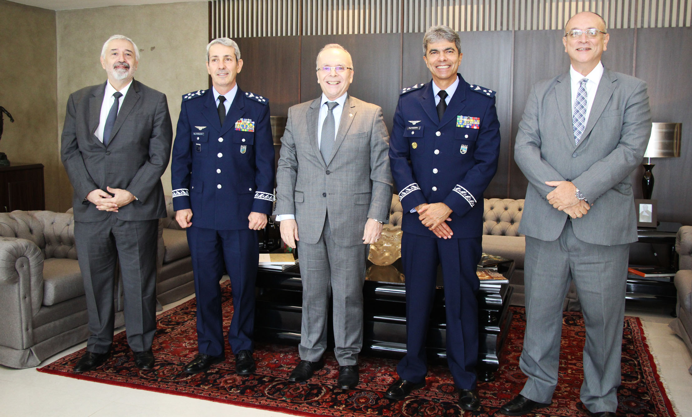 Imagem sem descrição