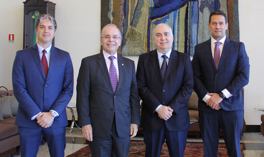 Imagem sem descrição