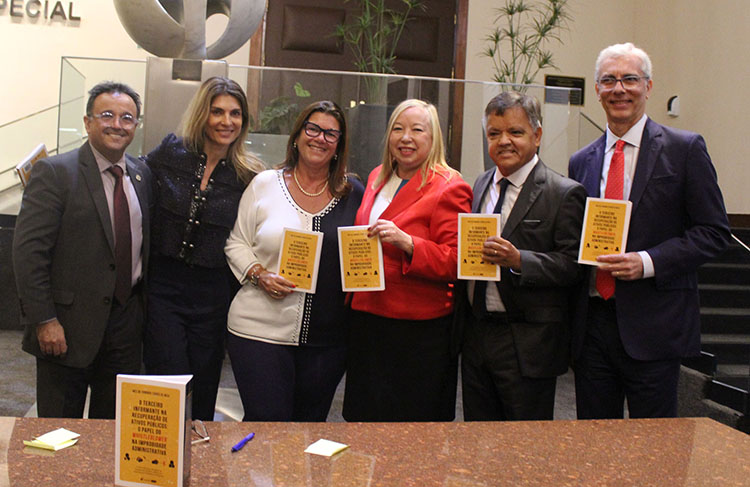 Imagem sem descrição