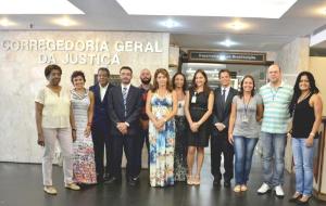 Diretores e Chefes de Serviço. Da esquerda para direita: Marilene Lelis Dias (Diretora do DEDIS); Carolina Escosteguy Epifano (Chefe do SEPJU); Edgar Ferreira Filho (Chefe do SEADI); Carlos Marcelo Lopes Esposto (Diretor da DINSP); Luiz Gustavo Miranda dos Santos (Chefe do SEEXP); Rosemary de Carvalho Storino (Chefe do SERIP); Patricia Alves de Lima (RAS); Anízia Christina Souza Leite (Chefe do SERPE); Max Eduardo Mariotto  (Diretor da DIDIC); Adriana Monteiro de Souza (Chefe do SECON); Carlos Antonio Huguenim (Chefe do SEXPE); Claudia Ines Martins (Diretora do PROGER)