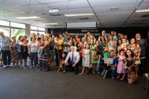 A entrega das novas certidões de nascimento aconteceu nessa terça, 18, na 1ª Vara da Infância da Capital