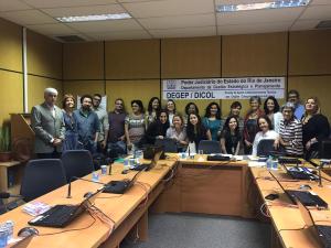 Integrantes do Grupo de Trabalho da Primeira Infância, na última reunião do ano