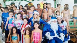 No local foram realizadas atividades recreativas para crianças, shows e sorteio de brinquedos