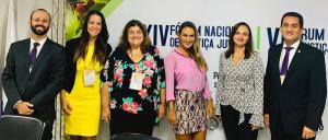 Da esquerda para a direita: os juízes Daniel Konder (Presidente do FOEJI-RJ), Ingrid Vasconcellos,  Mônica Labuto, Mara Grumbach Mendonça, Vanessa Cavallieri e Sergio Ribeiro de Souza, (Presidente da Cevij)