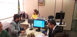 A juíza Renata Rocha preside uma das audiências do mutirão de julgamento de ações de seguro DPVAT