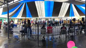 Evento contou com apresentação de circo