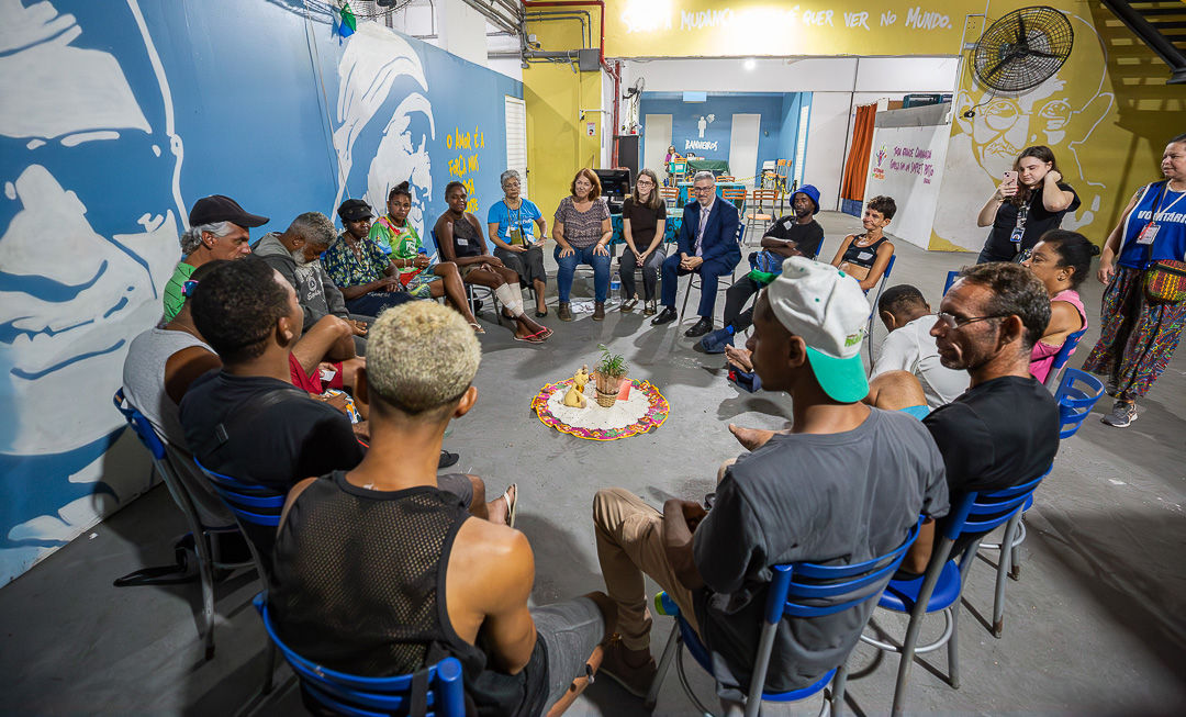 imagem - Roda de diálogos marca início de ação voltada ao acolhimento social de pessoas em situação de rua