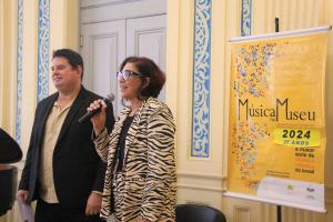 Sérgio Sydow, chefe do Serviço de Agenda Cultural e Siléa Macieira, Diretora do Museu da Justiça