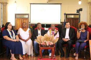 Da esquerda para a direita: Aretha Sales, representando a religião Budista; Oliver Costa, Pastor da Igreja Batista; Zulu, representando Negrudum, da matriz africana; padre Adriano Cezar, da Igreja Católica e Inara Firmino, servidora do Tribunal de Justiça do Estado do Rio de Janeiro e representante da COGEN;