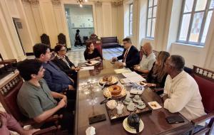 Equipes do Museu da Justiça e do Gabinete SGCON na reunião de encerramento da auditoria.