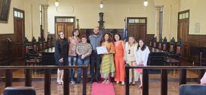 A convidada e a equipe do Museu da Justiça de Niterói