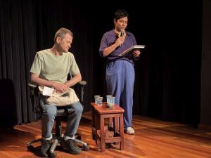 o convidado, Darville Lizis e a mediadora Tayná Louise de Maria