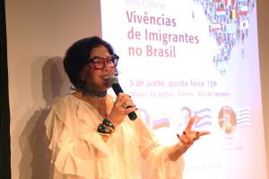 Siléa Macieira na abertura do evento Entre Culturas