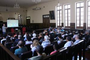 Palestra: Breve história da República através do futebol, até para quem não gosta de futebol
