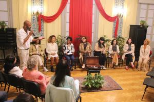 Troca de Livros em Homenagem a Adélia Prado