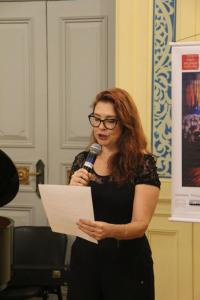 Grace Rial, produtora do Museu da Justiça faz a abertura do Música no Museu