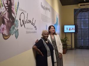 Bia Nunes e a Desa. Adriana Ramos de Mello