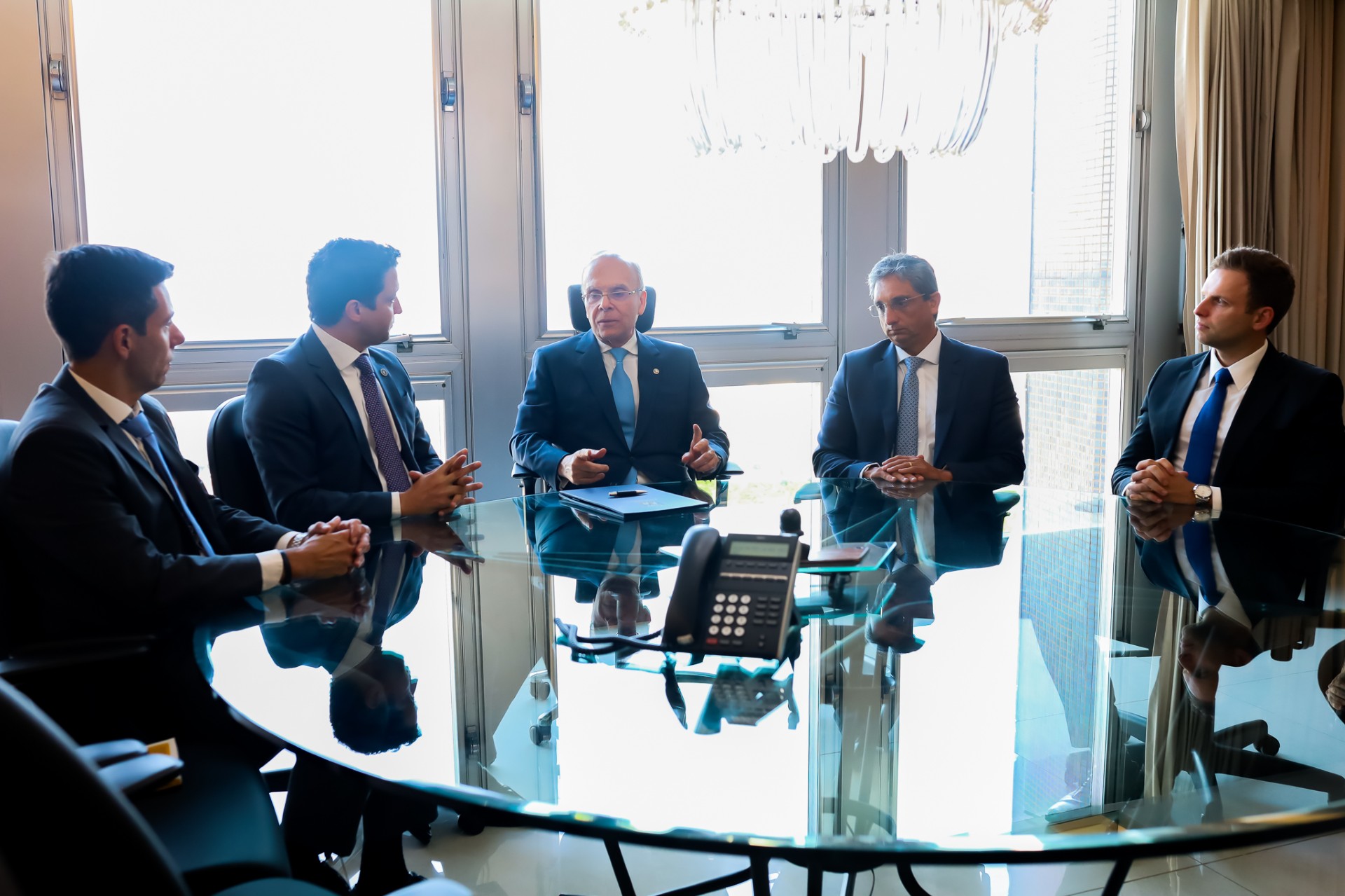 Imagem sem descrição