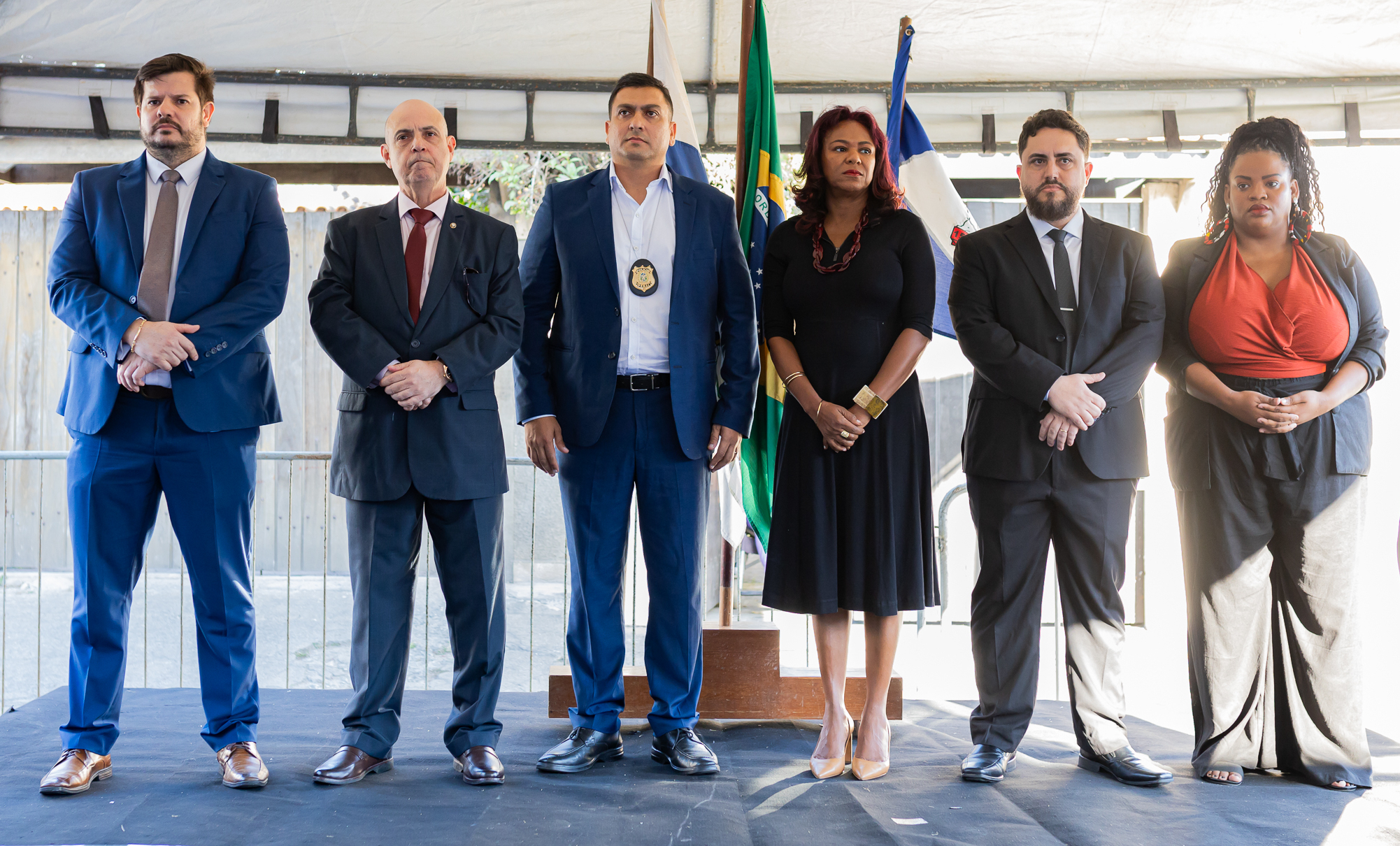 Participaram da cerimônia de inauguração o chefe de gabinete da Prefeitura de Cabo Frio, Vitor Meirelles; o juiz auxiliar da 2ª Vice-Presidência do TJRJ, André de Franciscis; o subsecretário de Tratamento e Ressocialização da Secretaria de Estado de Administração Penitenciária, Lúcio Alves; a coordenadora geral de Defesa Criminal da Defensoria Pública do Estado do Rio de Janeiro, Lucia Helena Oliveira;  o secretário municipal de Assistência Social de Cabo Frio, Diego Vogas; a coordenadora de Direitos Humanos da Secretaria municipal de Assistência Social de Cabo Frio, Rafa Quilombola, entre outras autoridades