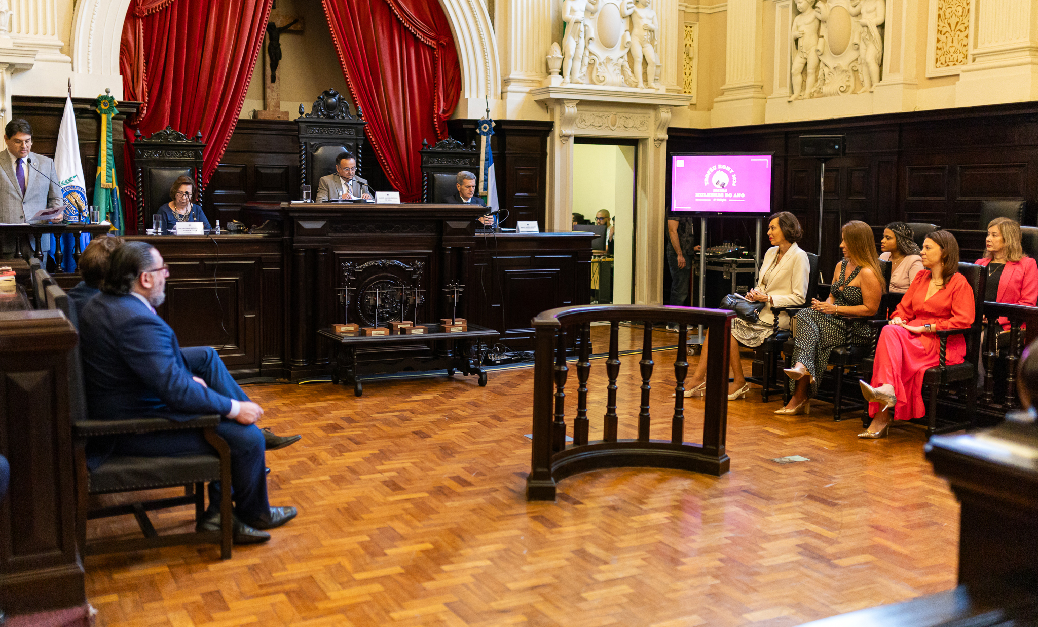 Escola da Magistratura do Rio homenageou as mulheres que se destacaram na magistratura, política e arte 