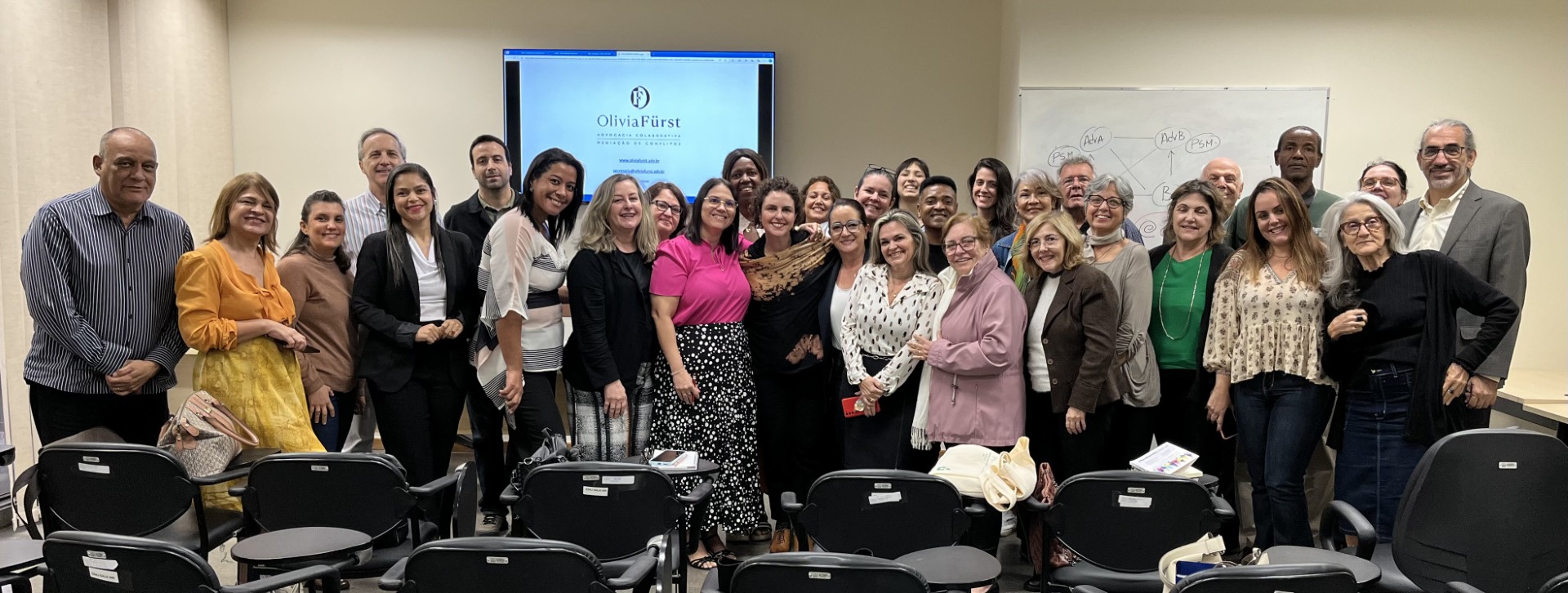 Advogada Olívia Fürst palestrou sobre advocacia colaborativa no Direito familiar em atividade do  Programa de Aprimoramento de Mediadores