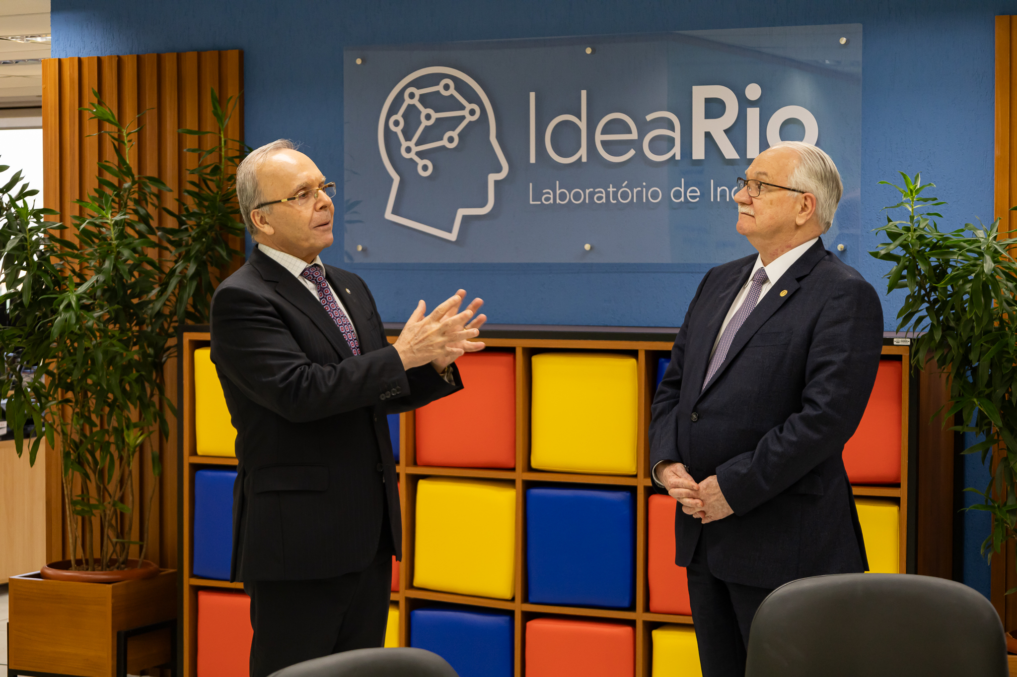 Presidente do TJRJ apresenta sala do IdeaRio ao ministro Edson Fachin