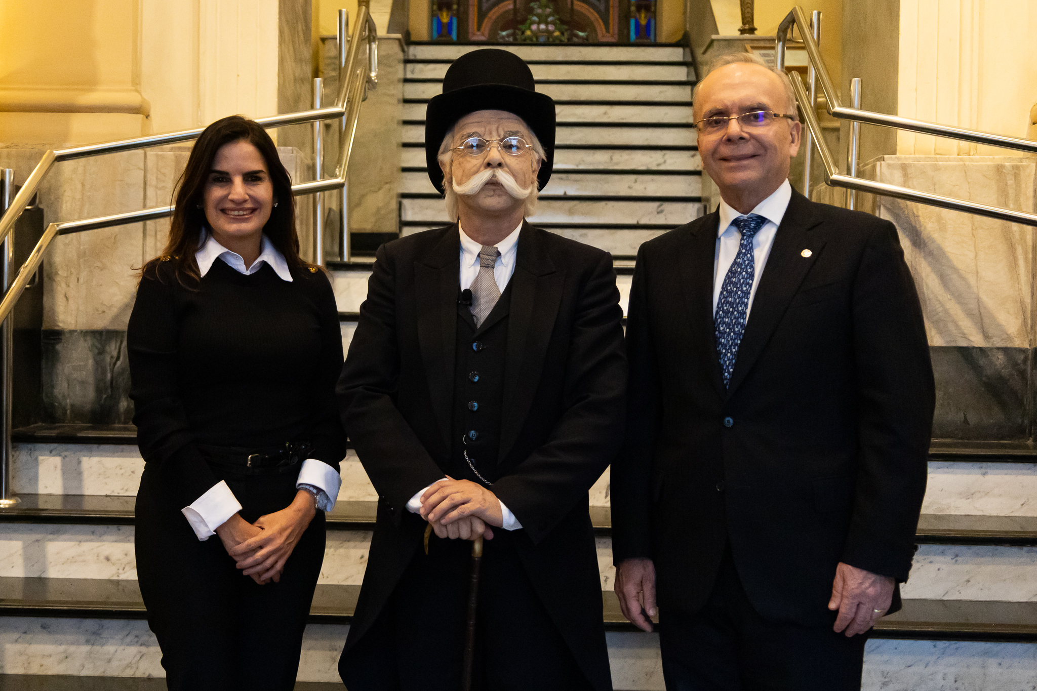 Ao lado da desembargadora Renata França Fadel e de "Ruy Barbosa" , o presidente do TJRJ, desembargador Ricardo Rodrigues Cardozo, destacou que a visita guiada pelo ilustre personagem é uma grande atração, especialmente para jovens e crianças