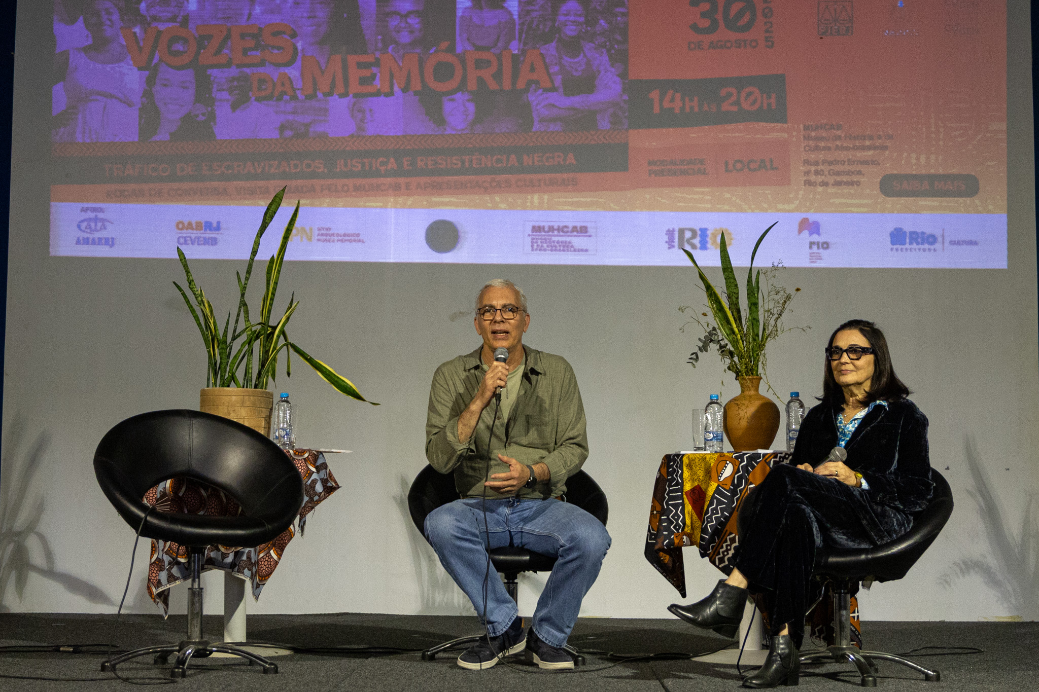 Da esquerda para direita: desembargadores Wagner Cinelli e Patricia Serra abrem evento “Vozes da Memória”