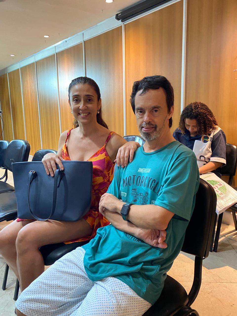 Marcelo Ferreira, que tem síndrome de down, levou a irmã Ana Cristina