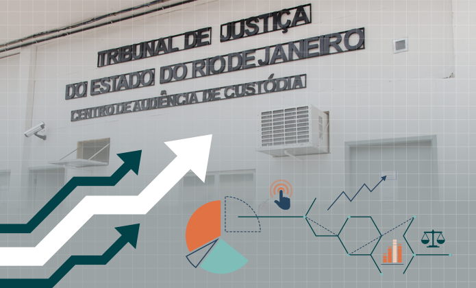 Foto da fachada da Central de Audiência de Custódia de Benfica com arte de setas e gráficas por cima ilustrando a apresentação das estatísticas.