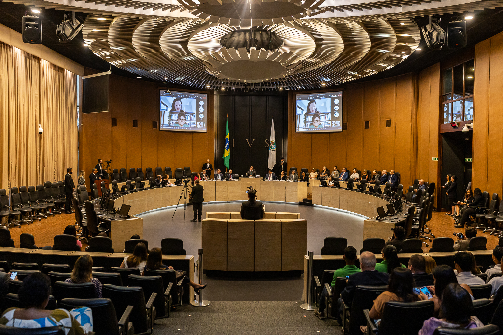 Imagem sem descrição