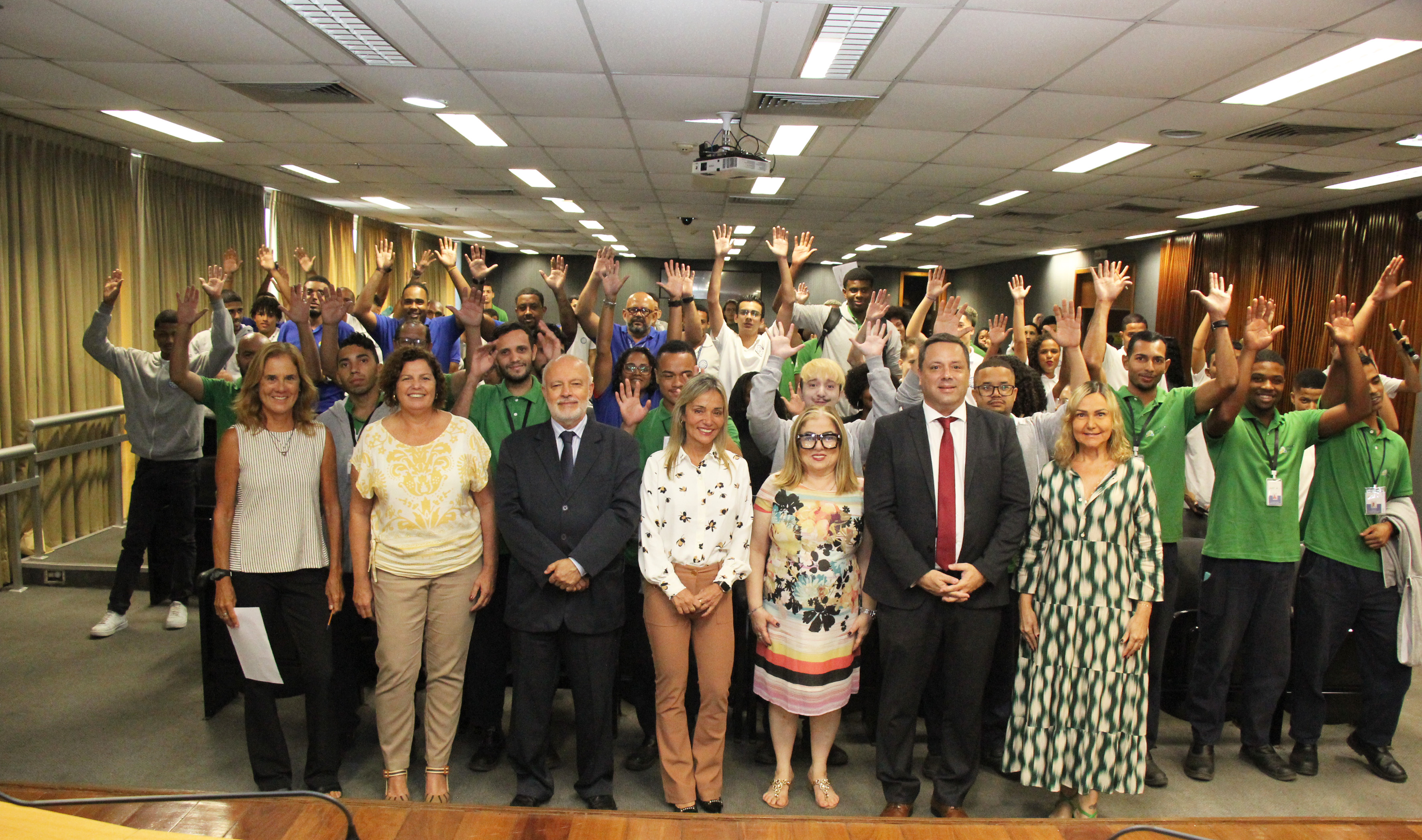 Imagem sem descrição