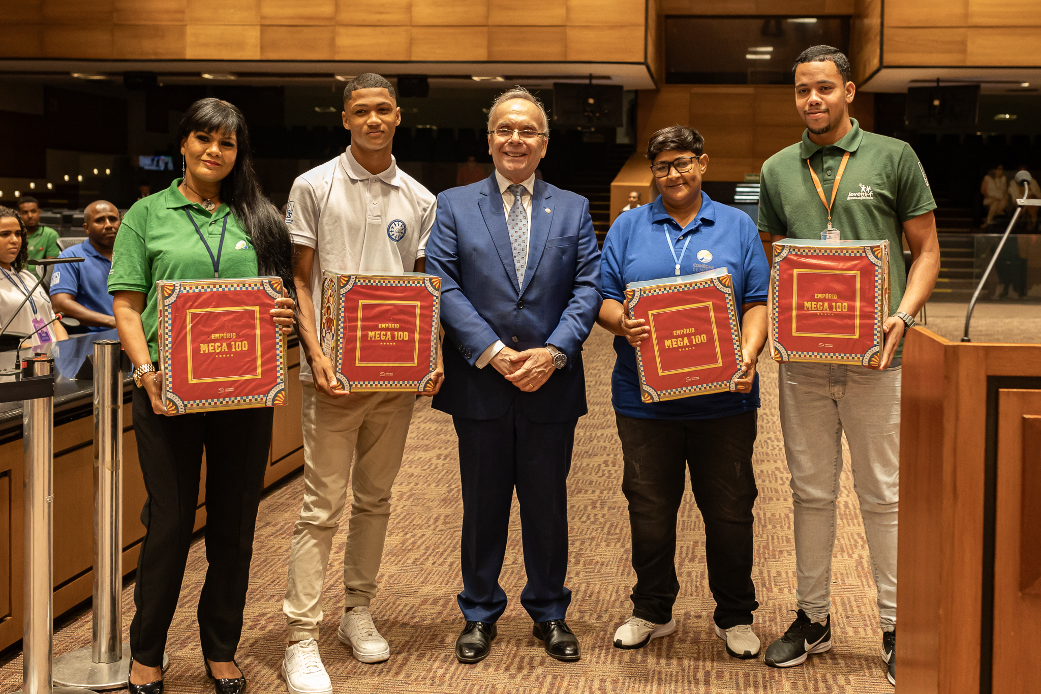 Imagem sem descrição