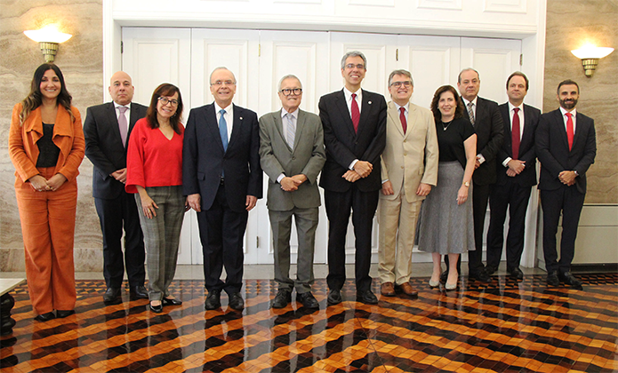 Imagem sem descrição