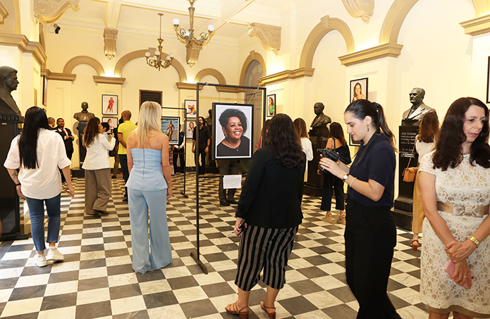 Exposição no Museu da Justiça é um chamado à reflexão sobre a violência contra as mulheres