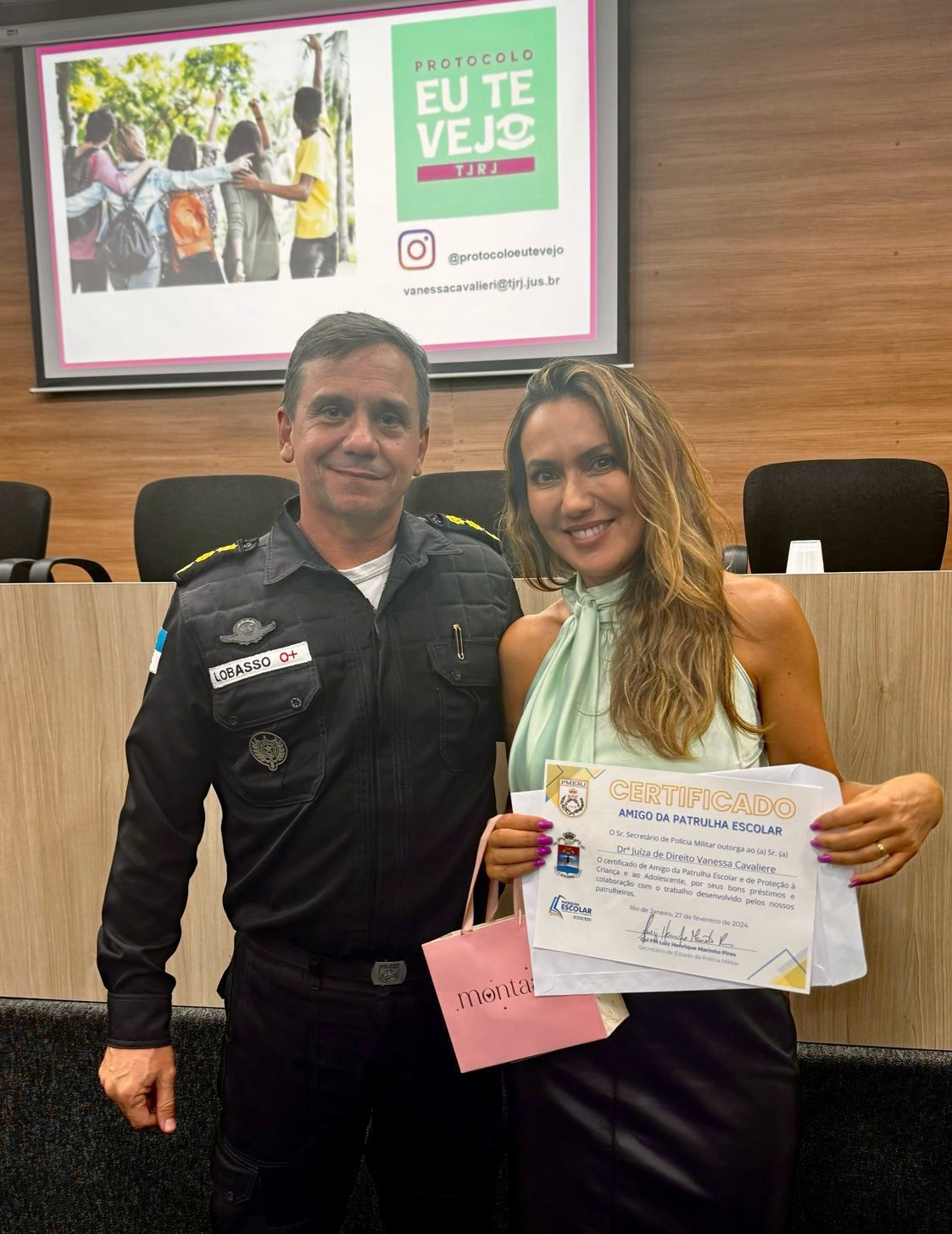 Imagem sem descrição