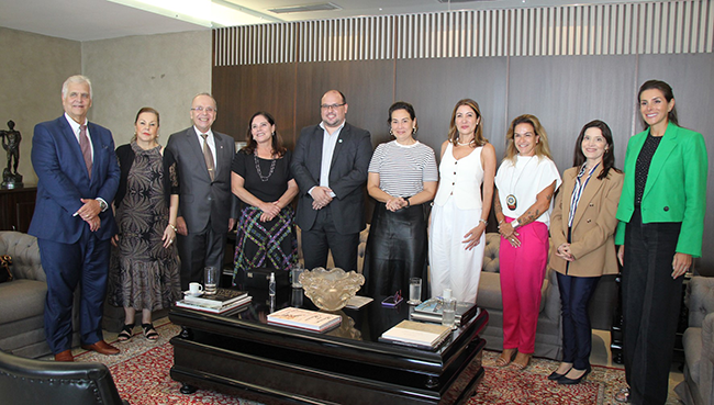 Imagem sem descrição